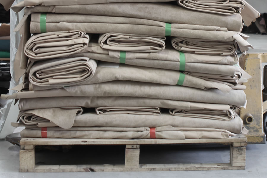 Choice Italian leathers and raw materials